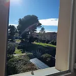 Les Sauges Nyaraló